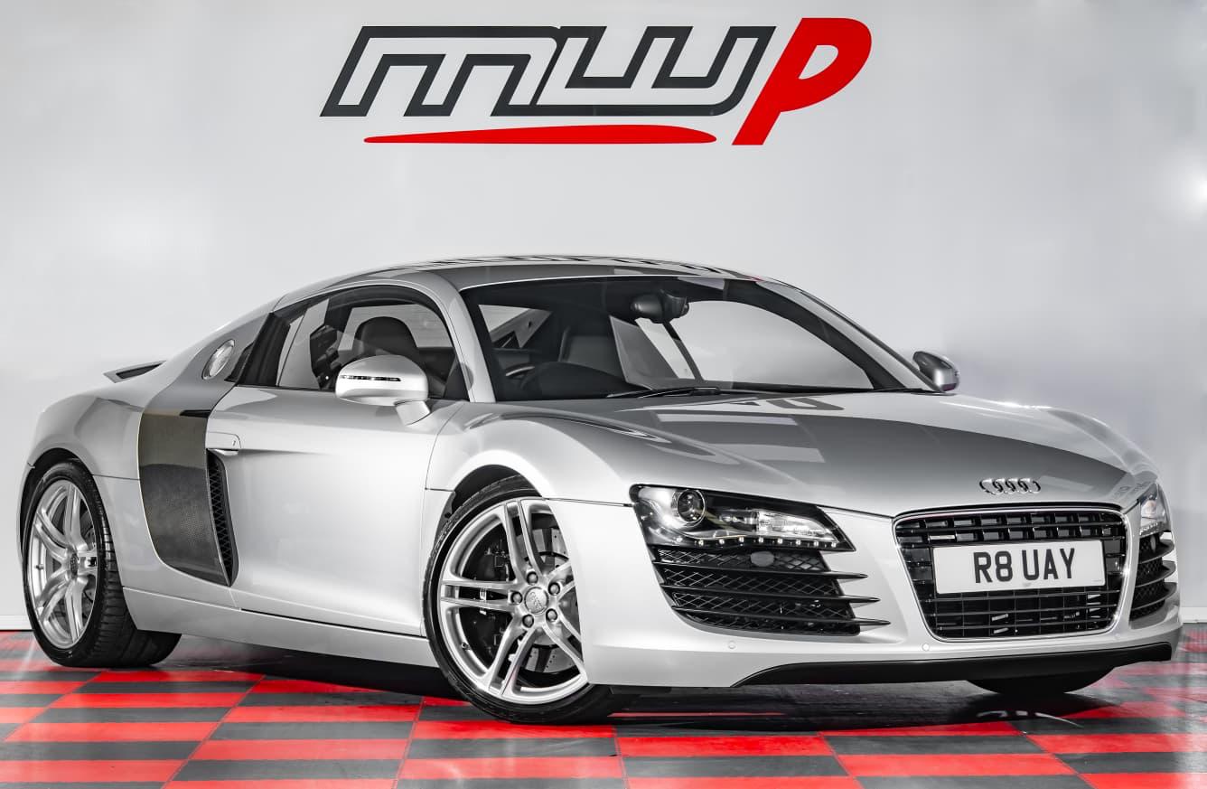 Audi R8 V10 Coupe 5.2 FSI Quattro – Silver Metallic